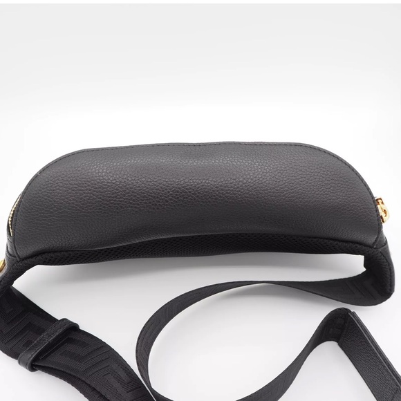 VERSACE Grained Calfskin Vanitas Medea Belt Bag Black (UNISEX) - Picture 3 of 16